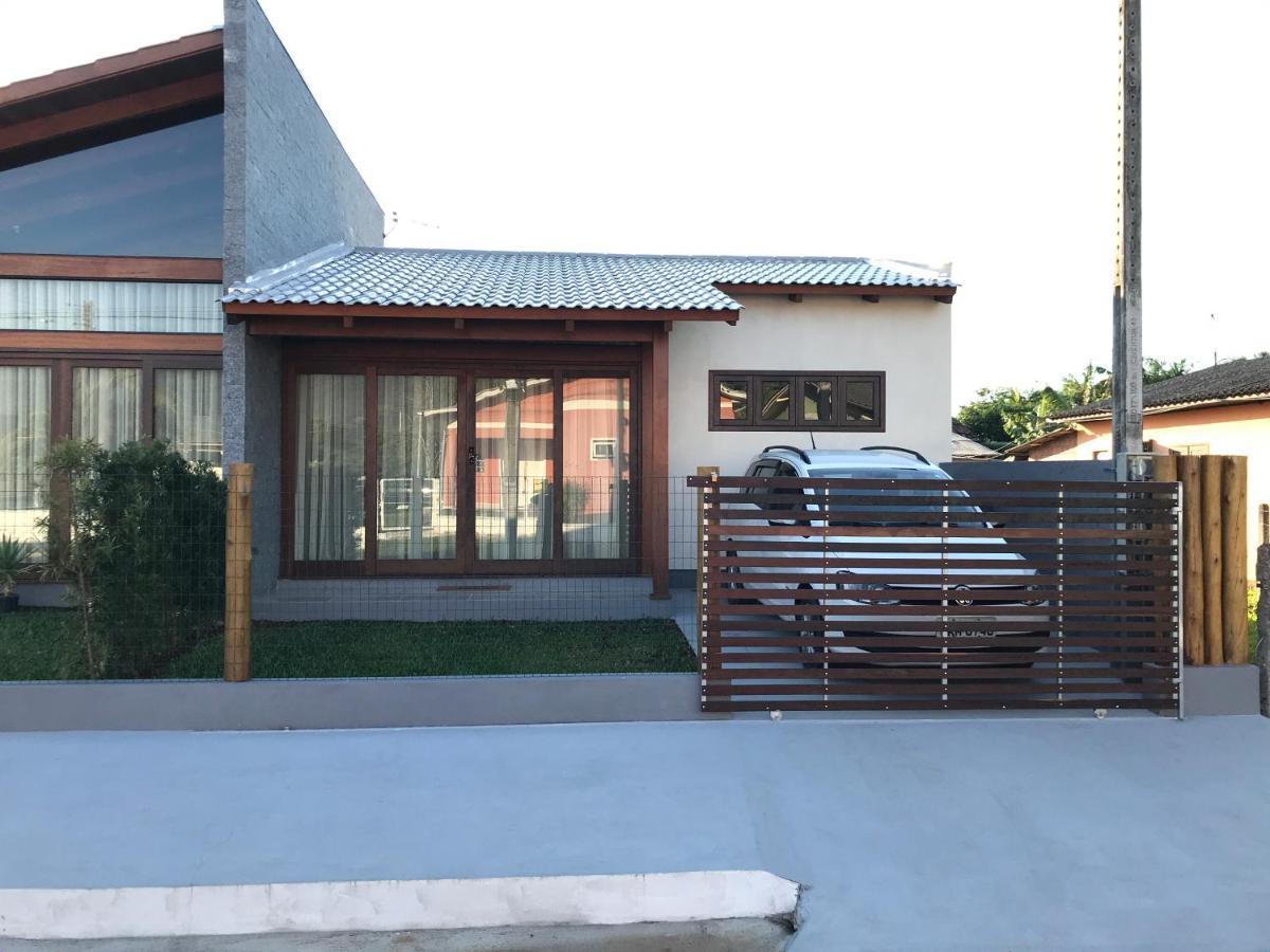 Canyons Guest House Praia Grande  Esterno foto
